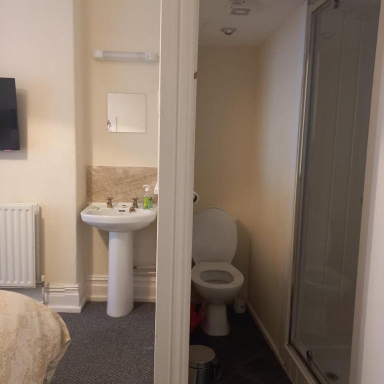 Lispool Bangla Guest House room 2